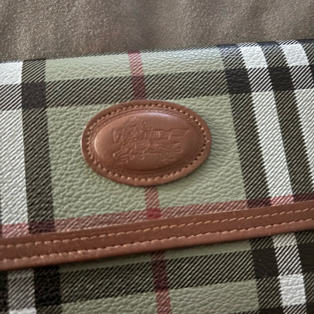 (Wallet) Plaid Wallet with Brown Trim - Picture 2 of 7
